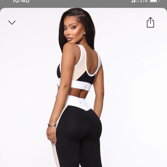 Prime Time Active Sports Bra and Leggings Set - Picture 5 of 8